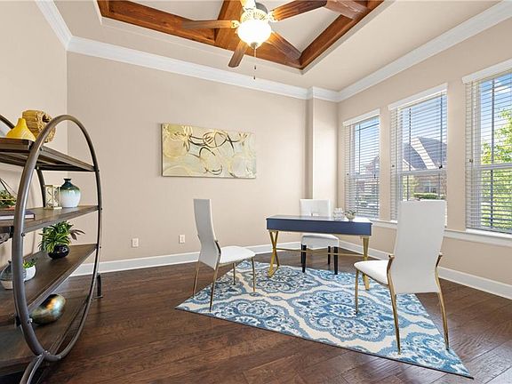 4th image of 2163 Park Place Cir