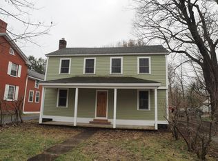 17 Main St, Milton, VT 05468