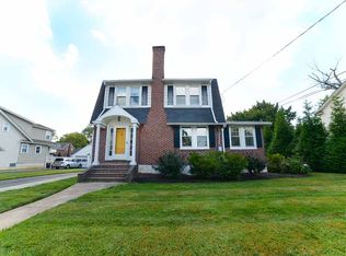 6 Melvin Rd, Phoenixville, PA 19460