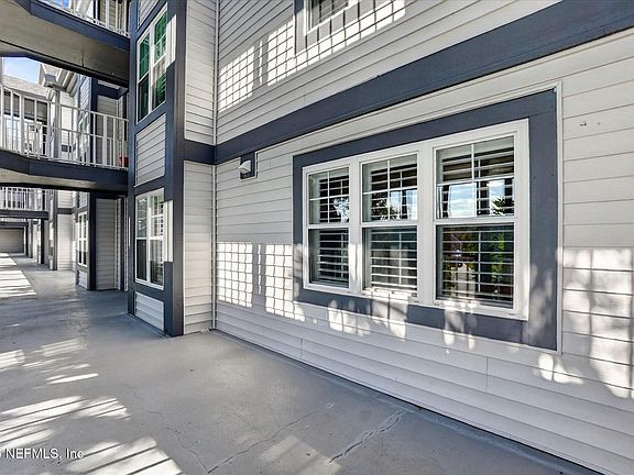 2nd image of 110 OCEAN HOLLOW LANE Lane #114