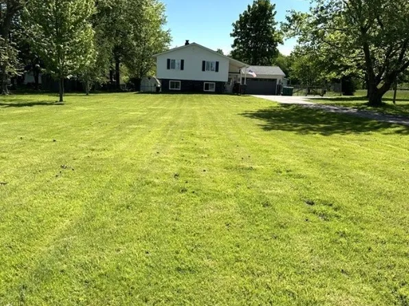 4175 Dayton Rd, Madison, OH 44057