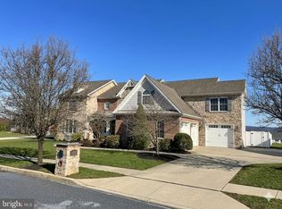 6446 McCormick Ln, Harrisburg, PA 17111