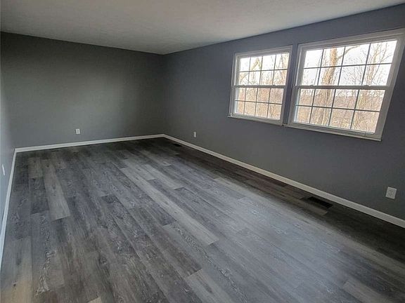 4th image of 2505 Ashwood Ct