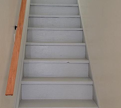 4th image of 3063 Joyce St