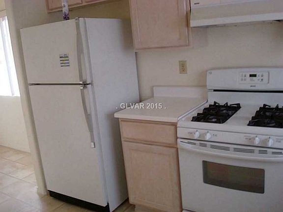 3rd image of 3009 Lotus Hill Dr