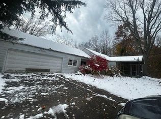 6380 River Rd, Sodus, MI 49126