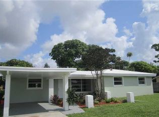 2555 Dolphin Dr, Delray Beach, FL 33445