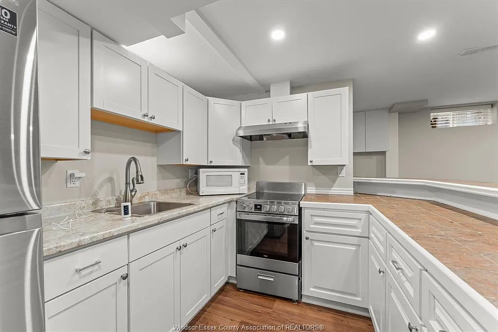 1 bed, $1,700 — Photo 3