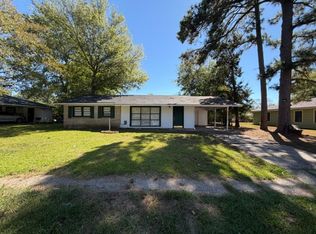 1025 Peyton Ave, Benton, LA 71006