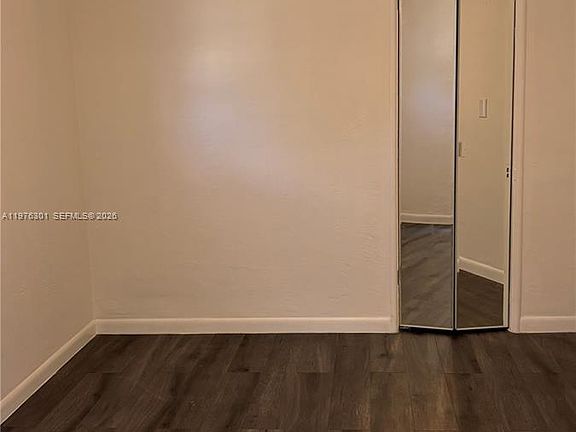 4th image of 1913 Harding St #3