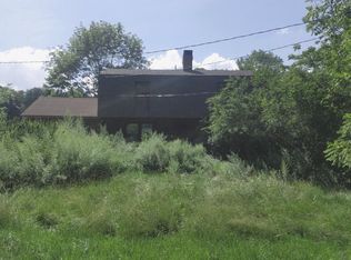 10 James Ter, Newton, NJ 07860