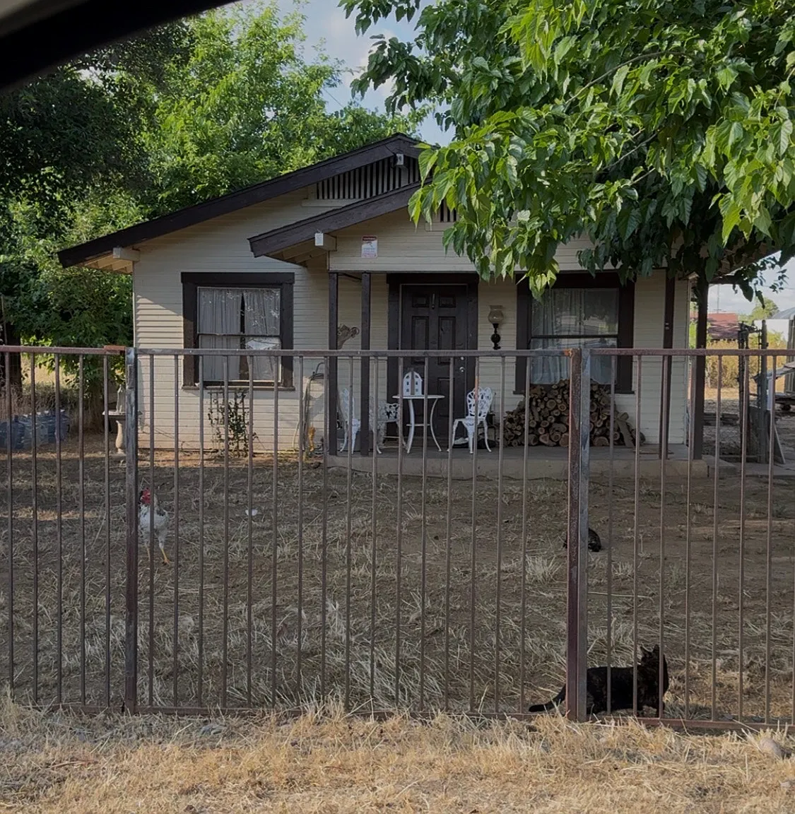 W Dennett Ave, Fresno — Photo 1