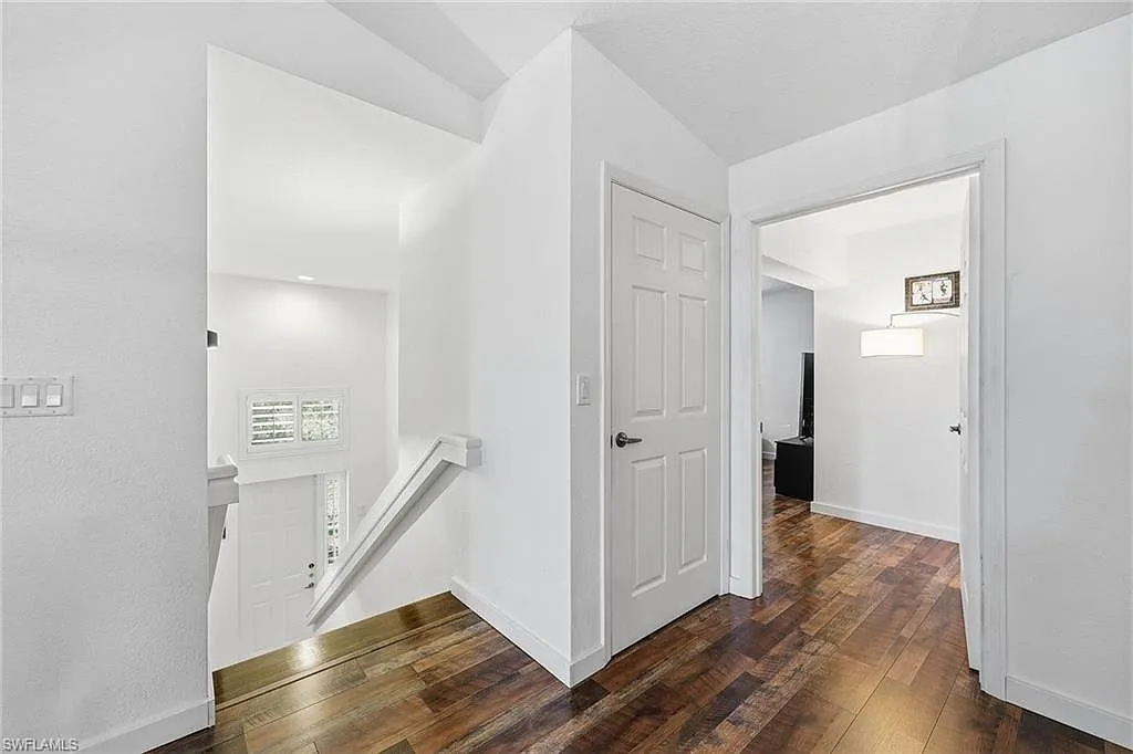3 bed, 2.5 bath, 2045 sqft, $6,000 — Photo 3