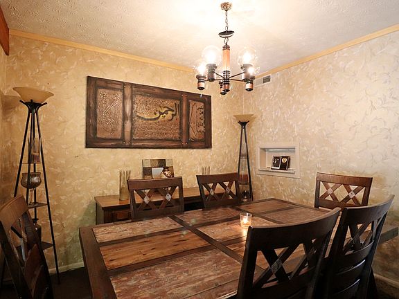 3rd image of 6512 Quintessa Ct