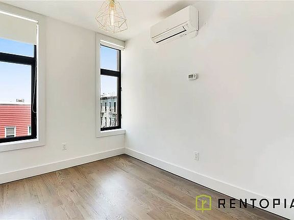 3rd image of 144 N 11th St #3E