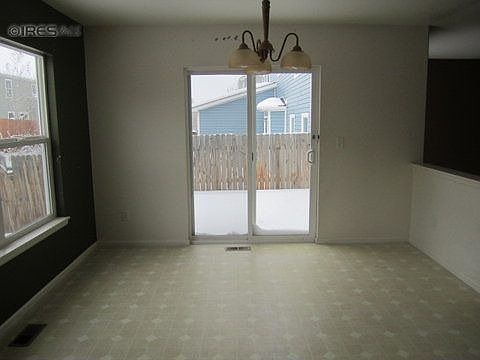 3rd image of 1725 Elk Springs St