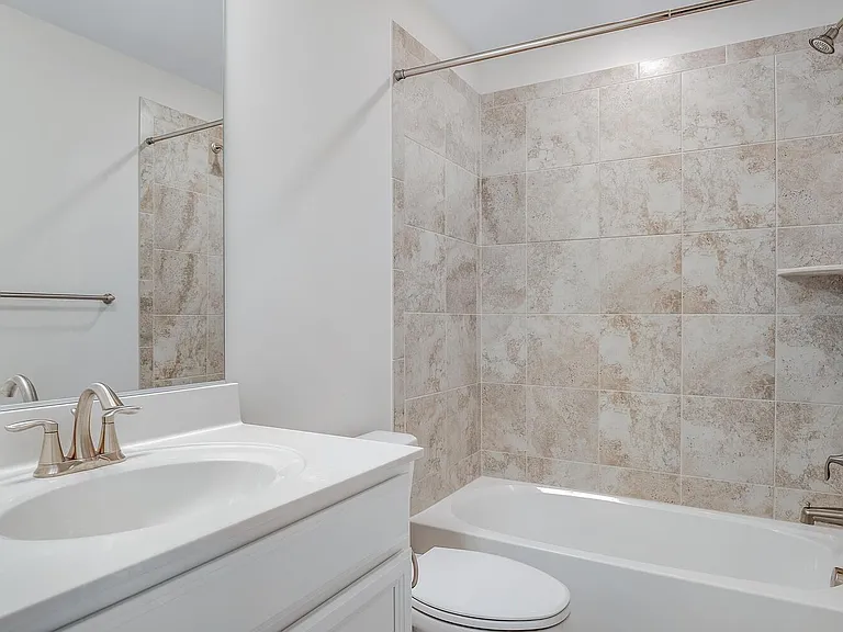 4725 Cherokee St — Photo 33