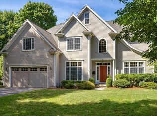 40 Boulder Brook Rd, Wellesley, MA 02481