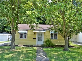 914 39th Street Ct, Moline, IL