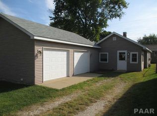 1412 S 11th St, Pekin, IL