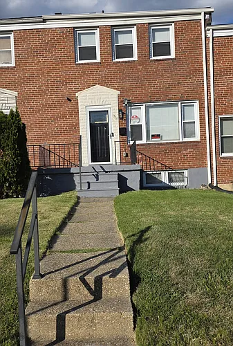 1568 Wadsworth Way Photo 1
