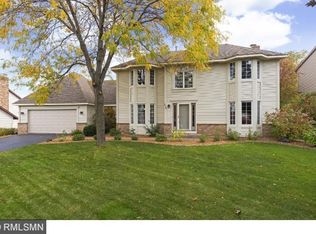 8979 Princeton Rd, Woodbury, MN 55125