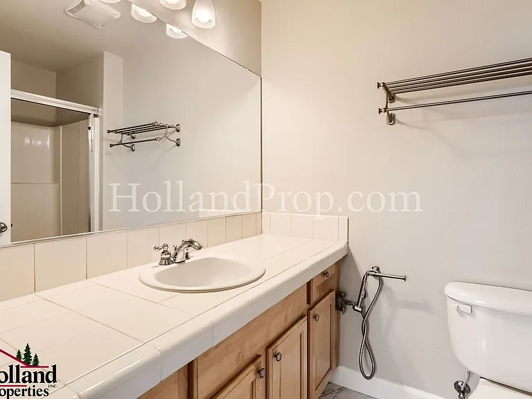 4815 SE Teakwood St — Photo 20