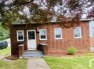 88 Victoria Rd, Hartford, CT 06114