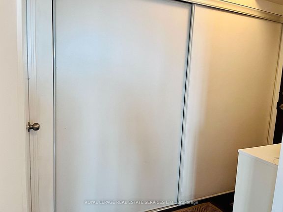 3rd image of 68 Abell St #1506