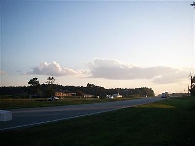 5th image of 5527 Ocean Hwy E