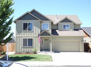 265 NW 28th St, Redmond, OR 97756