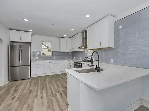 5228 Hunter Ave, Cincinnati, OH 45212