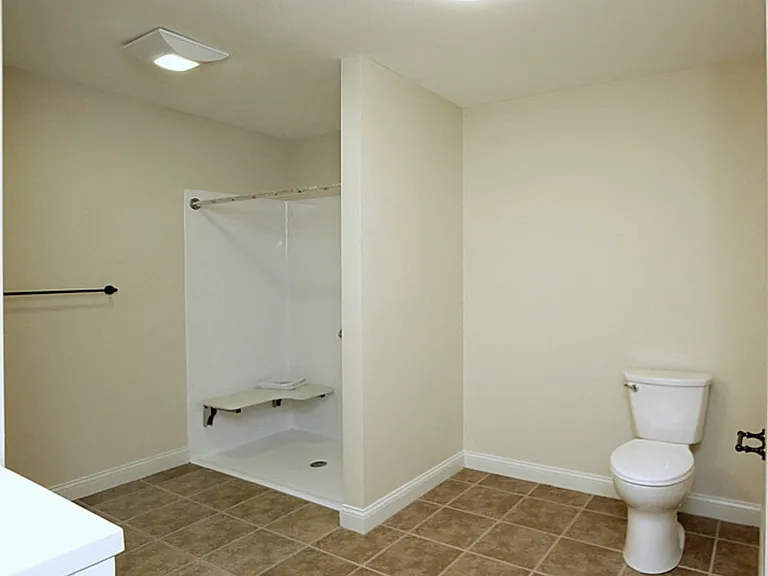 Cumberland Foreside Village Apartments — Photo 37