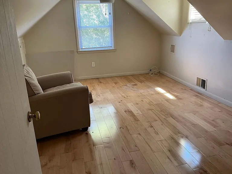 27 Marvin Dr — Photo 15