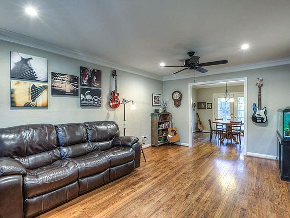 5th image of 1038 Lamonte Ln