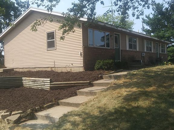 2nd image of 4838 Van Buren St