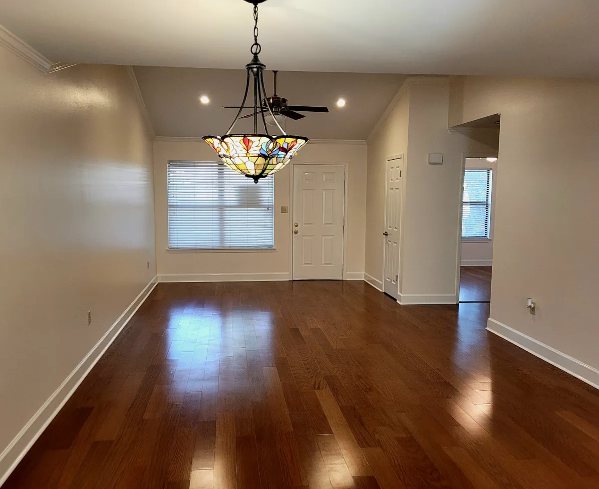 Building Photo - 5323 Blair Ln #3DD