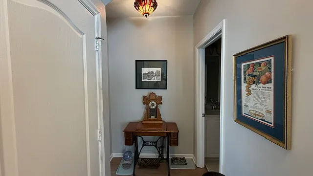 1028 Grace Hill Dr — Photo 16