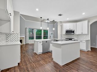 26 Ebony Oaks Pl, The Woodlands, TX 77382