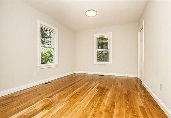 2nd image of 18 Cottage Park Ave #1A