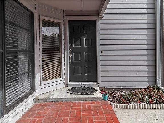 4th image of 4003 Circlewood Ct
