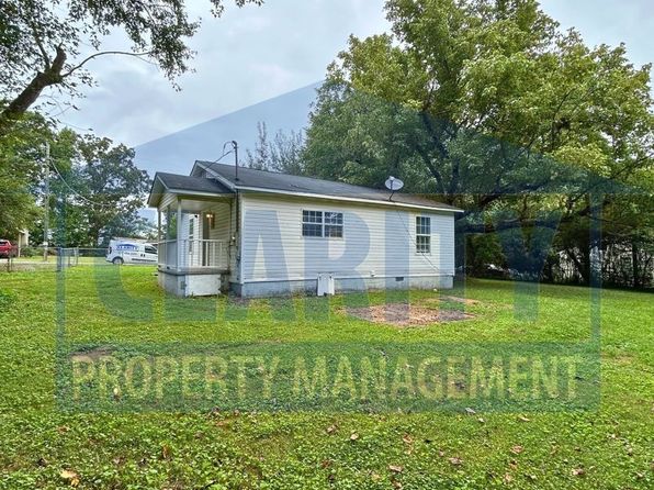 330 Orlando Dr NE