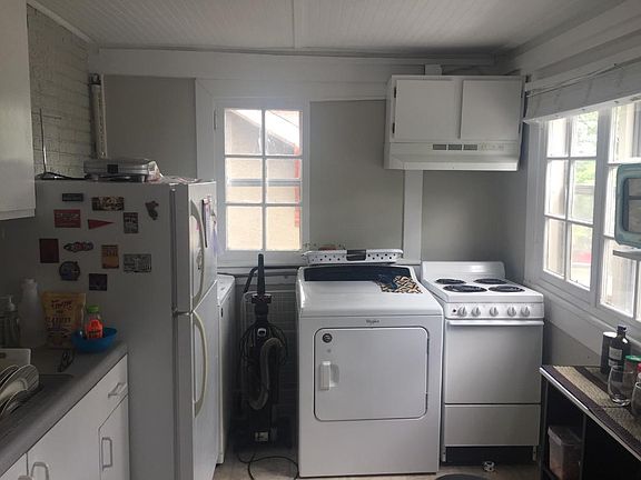 5th image of 1706 Blair Blvd #3
