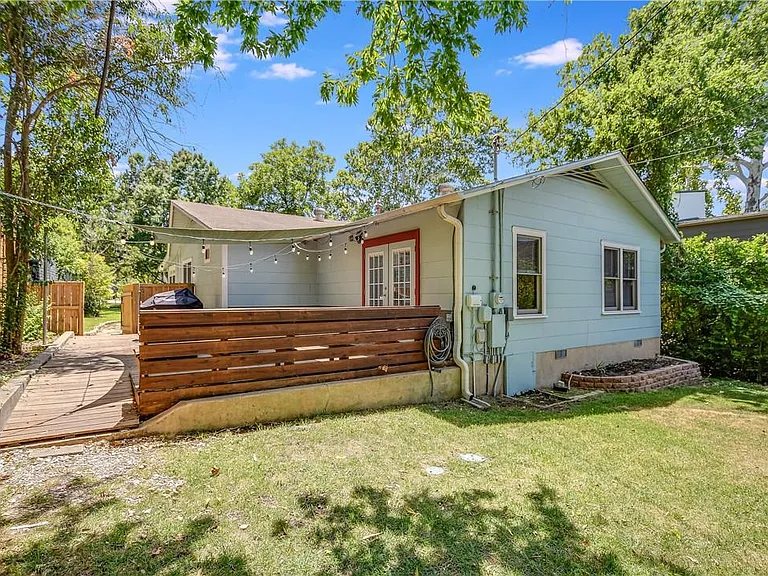 208 Braeswood Rd — Photo 19