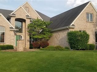 25980 Wood Creek Rd, Perrysburg, OH