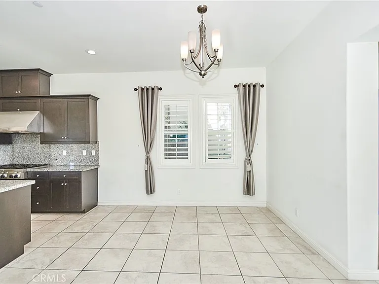 115 Mesa Verde Ln — Photo 15