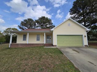 5285 Marvin Dr, Spring Lake, NC 28390