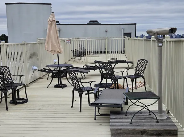 76-18 69th Place image 21 of 25