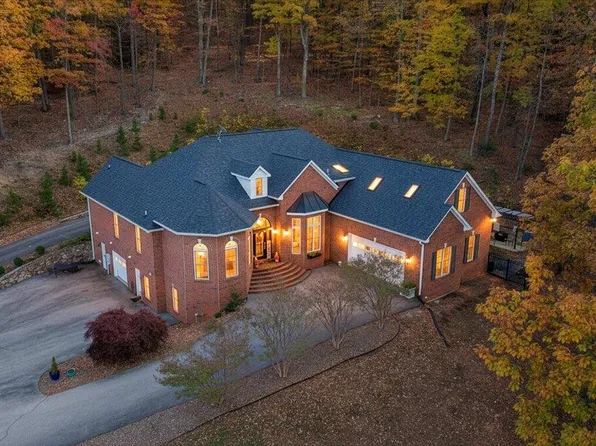 273 Post Oak Dr, Roanoke, VA 24019