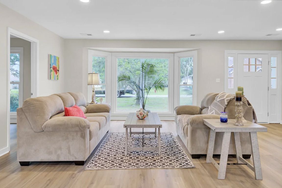 next background image